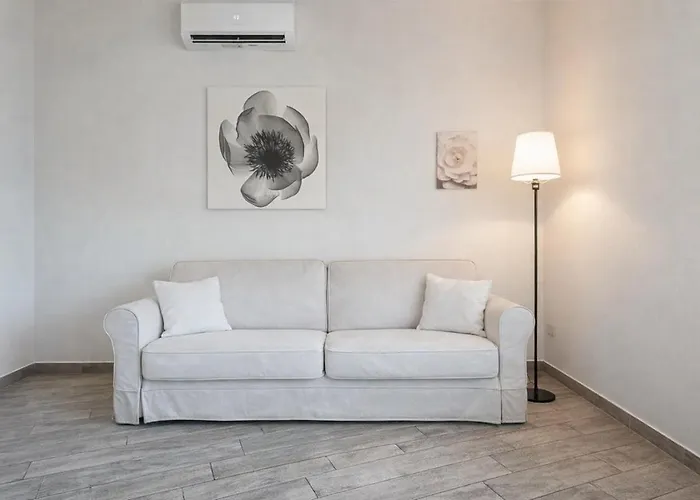 Apartman Chic Near Metro B & Colosseum *
